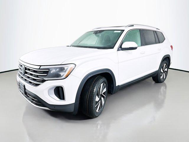 new 2025 Volkswagen Atlas car, priced at $51,076
