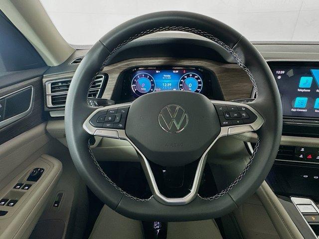 new 2025 Volkswagen Atlas car, priced at $49,071