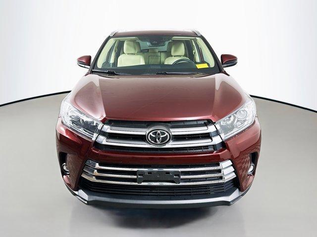 used 2019 Toyota Highlander car, priced at $32,491