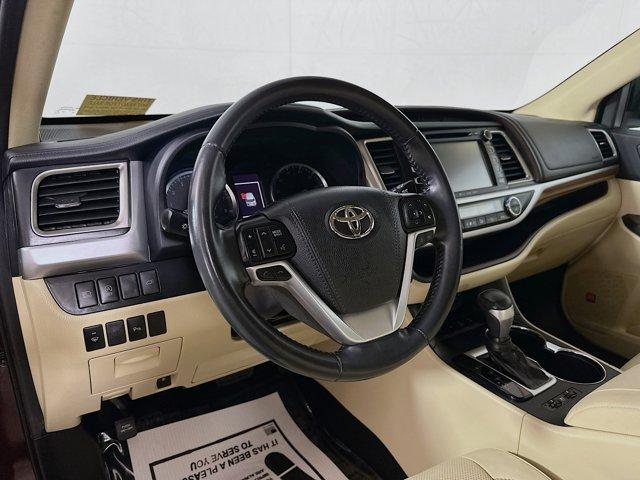 used 2019 Toyota Highlander car, priced at $32,491