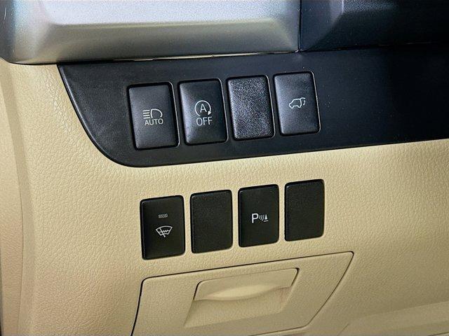 used 2019 Toyota Highlander car, priced at $32,491