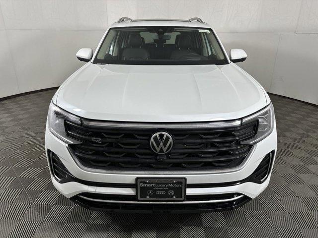 new 2025 Volkswagen Atlas car, priced at $54,760