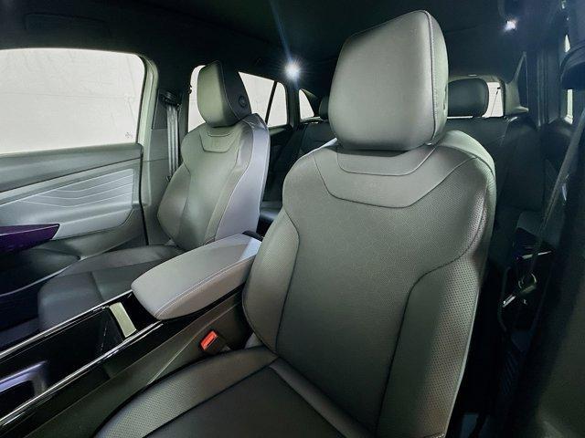 new 2025 Volkswagen ID.4 car
