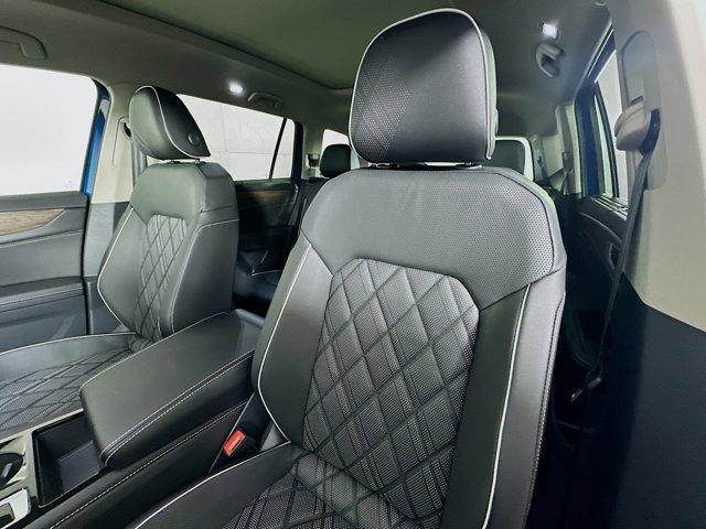 new 2025 Volkswagen Atlas car, priced at $53,881