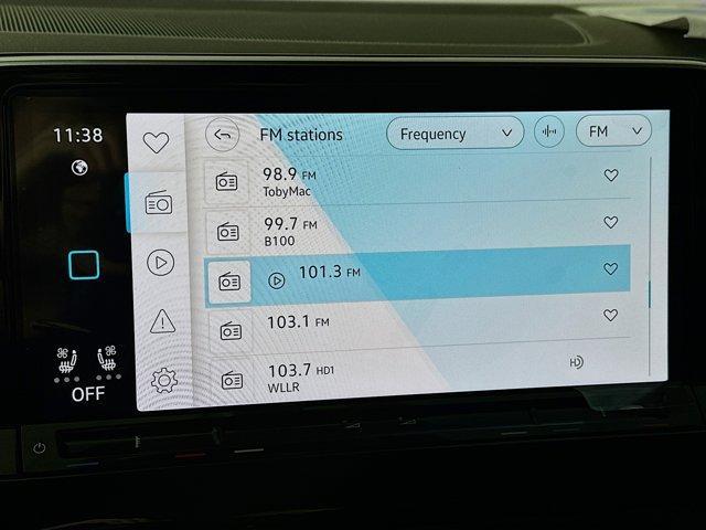 new 2026 Volkswagen Atlas Cross Sport car, priced at $49,332