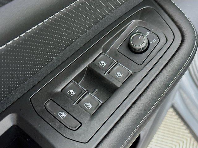 new 2026 Volkswagen Atlas Cross Sport car, priced at $49,332