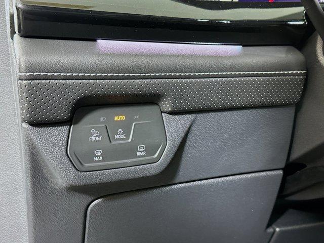 new 2026 Volkswagen Atlas Cross Sport car, priced at $53,760