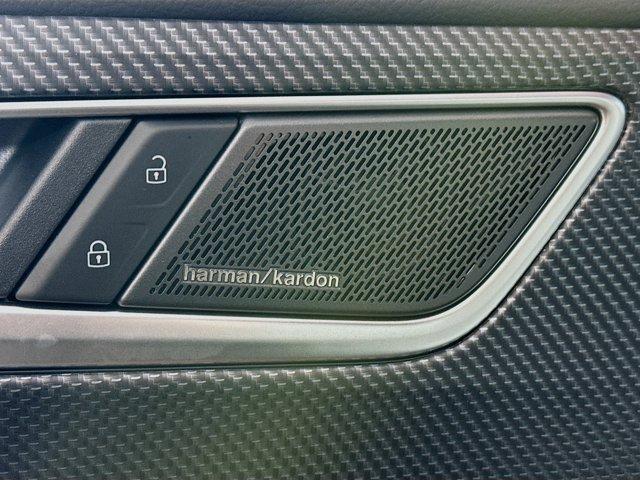 new 2025 Volkswagen Atlas Cross Sport car