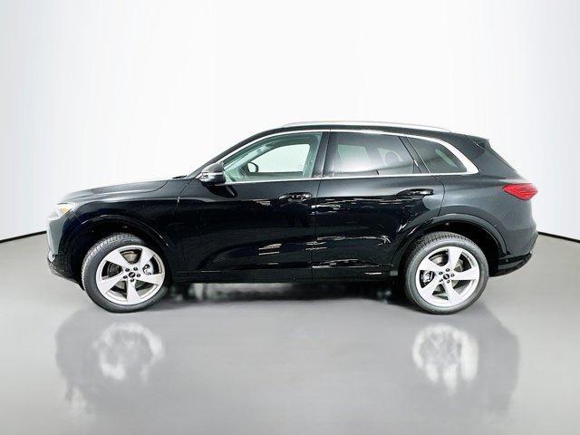 new 2025 Audi Q5 car, priced at $61,090