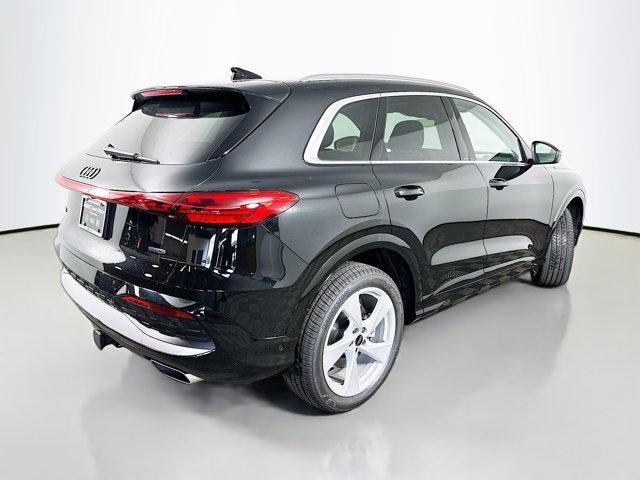 new 2025 Audi Q5 car, priced at $61,090