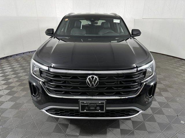 new 2024 Volkswagen Atlas Cross Sport car, priced at $43,300