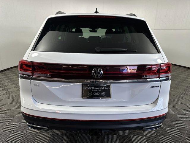 new 2024 Volkswagen Atlas car, priced at $44,800