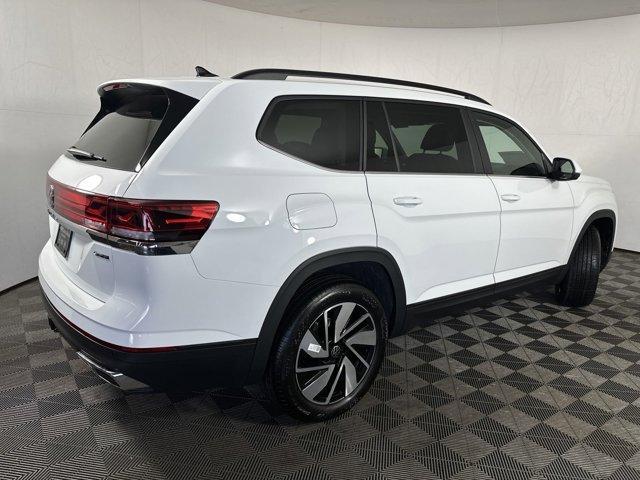 new 2024 Volkswagen Atlas car, priced at $44,800