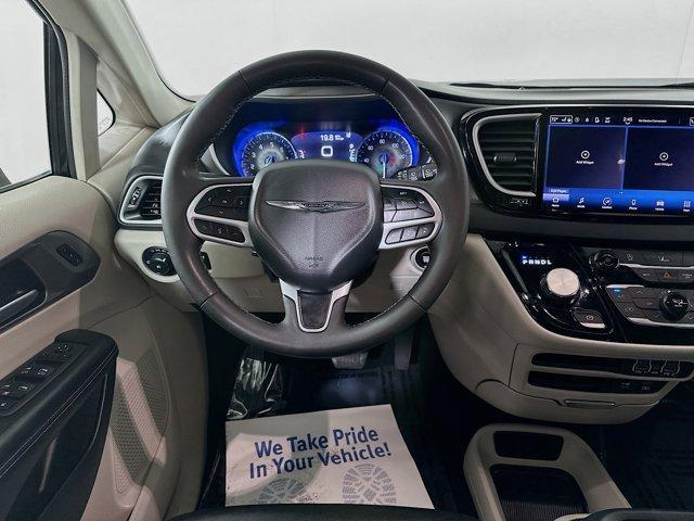 used 2022 Chrysler Pacifica car, priced at $24,991
