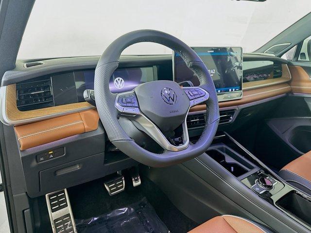 new 2025 Volkswagen Tiguan car, priced at $42,881