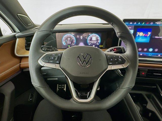 new 2025 Volkswagen Tiguan car, priced at $42,881