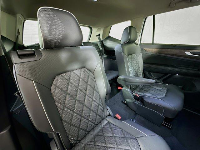 new 2025 Volkswagen Atlas car, priced at $55,010