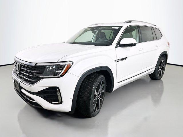 new 2025 Volkswagen Atlas car, priced at $55,010
