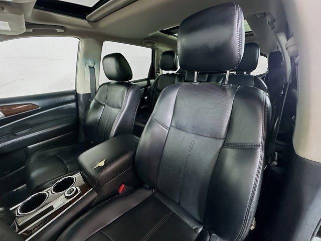 used 2015 Nissan Pathfinder car, priced at $10,900
