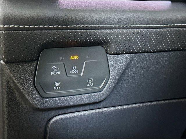 new 2025 Volkswagen Atlas car, priced at $55,010