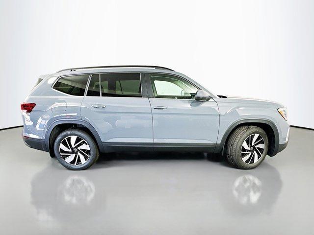 new 2025 Volkswagen Atlas car, priced at $41,025