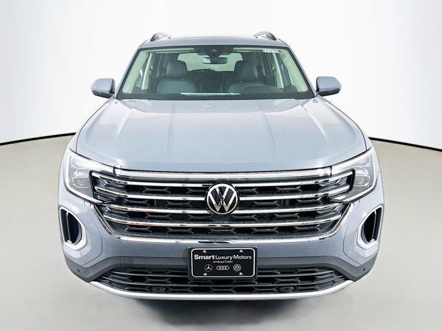 new 2025 Volkswagen Atlas car, priced at $41,025