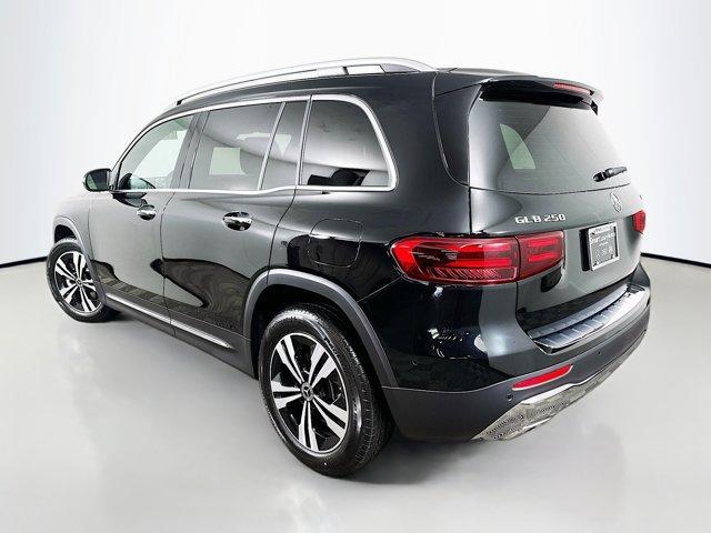 new 2025 Mercedes-Benz GLB 250 car, priced at $52,030