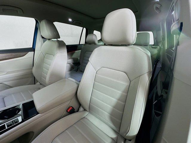 new 2025 Volkswagen Atlas car, priced at $50,851
