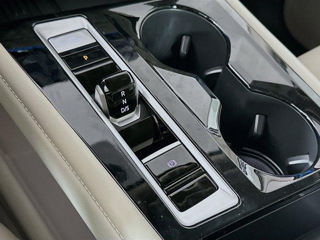 new 2025 Volkswagen Atlas car, priced at $54,493