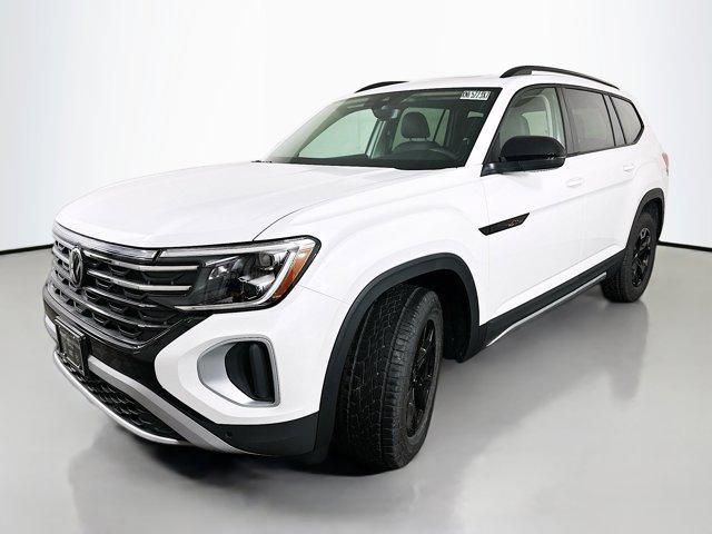new 2026 Volkswagen Atlas car, priced at $48,862
