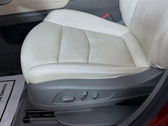 used 2023 Cadillac XT6 car, priced at $35,500