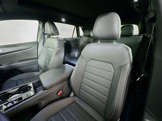 new 2026 Volkswagen Atlas Cross Sport car, priced at $49,509