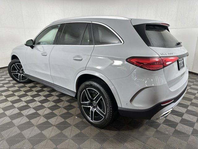 new 2025 Mercedes-Benz GLC 300 car, priced at $59,970