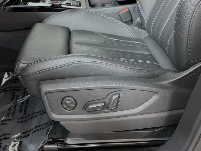 used 2025 Audi Q5 car