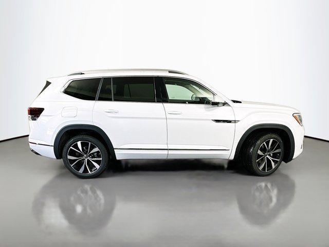 new 2025 Volkswagen Atlas car, priced at $55,072