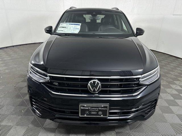 new 2024 Volkswagen Tiguan car, priced at $37,021