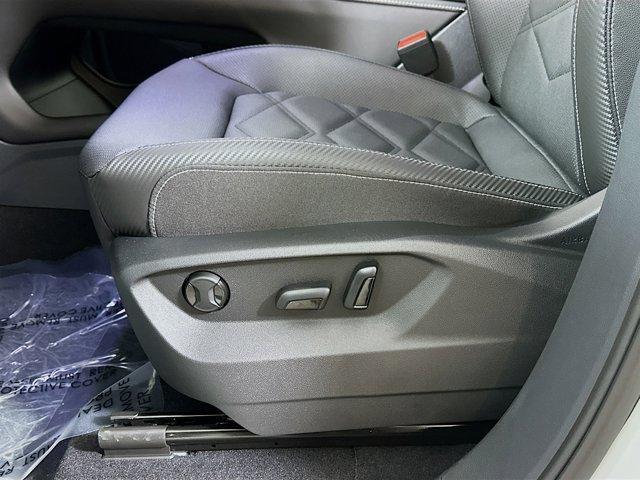 new 2026 Volkswagen Atlas Cross Sport car, priced at $45,552