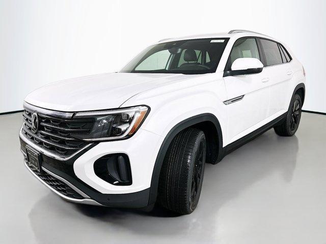 new 2026 Volkswagen Atlas Cross Sport car, priced at $45,552