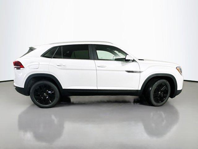 new 2026 Volkswagen Atlas Cross Sport car, priced at $45,552