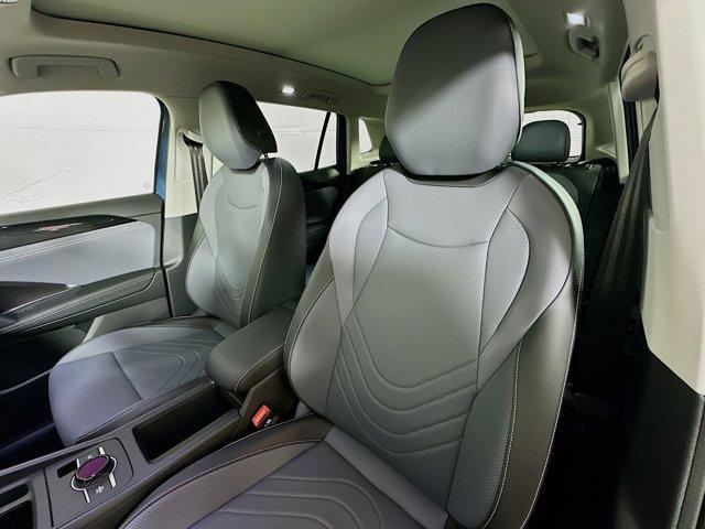 new 2025 Volkswagen Tiguan car, priced at $35,707