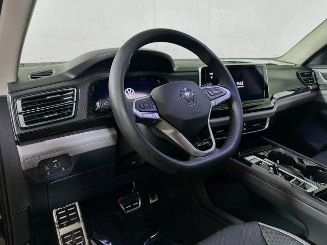new 2025 Volkswagen Atlas car, priced at $47,580