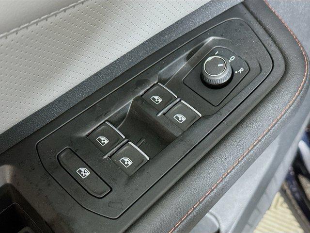 new 2025 Volkswagen Atlas car, priced at $47,580