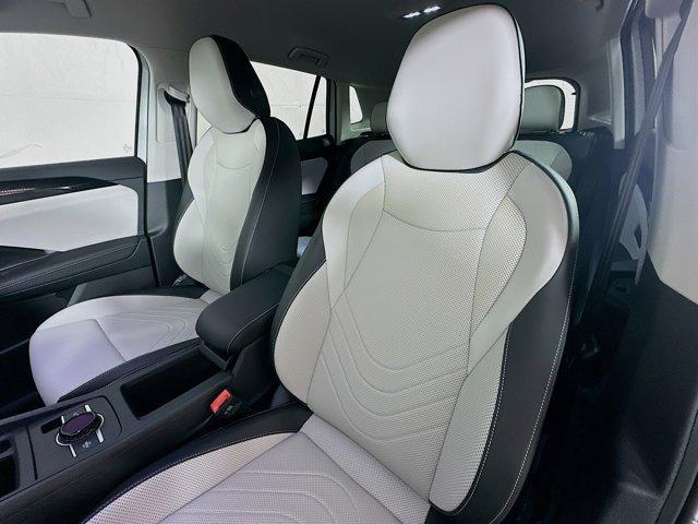 new 2025 Volkswagen Tiguan car, priced at $35,716
