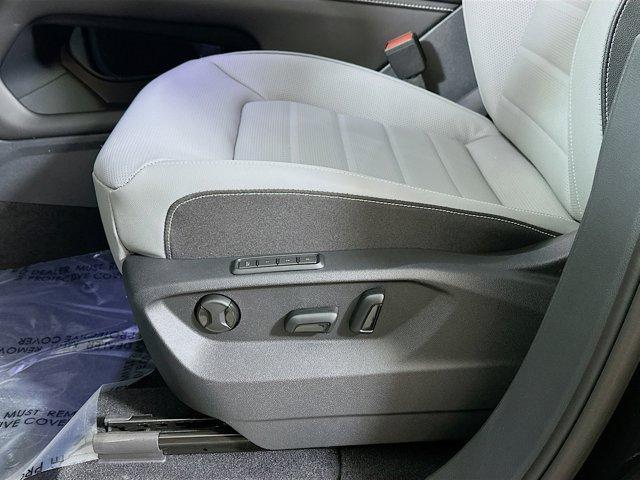 new 2026 Volkswagen Atlas Cross Sport car, priced at $51,009