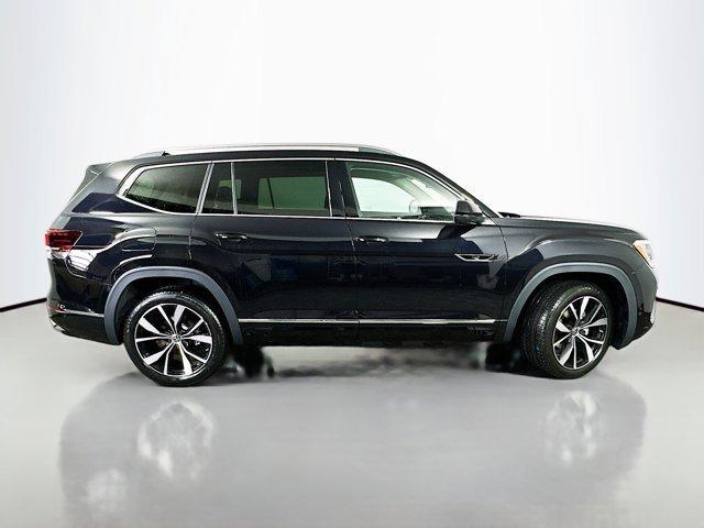 new 2025 Volkswagen Atlas car, priced at $53,901
