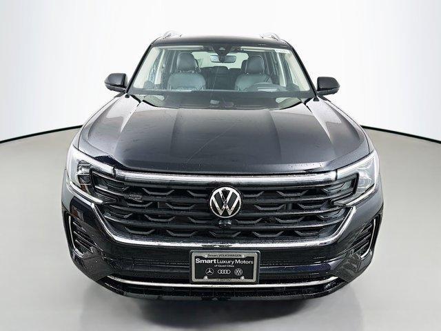 new 2025 Volkswagen Atlas car, priced at $53,901