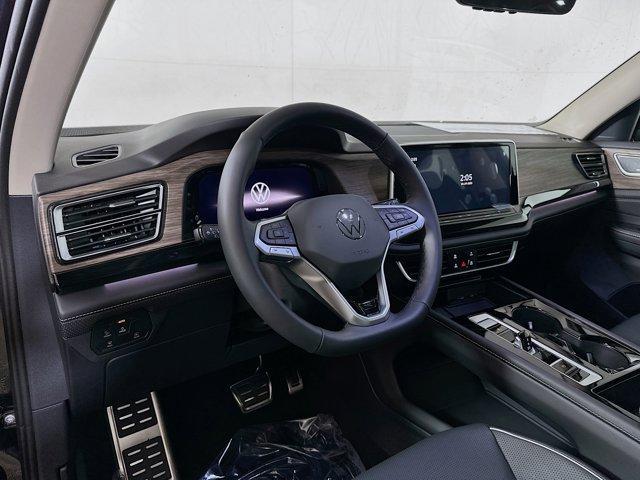 new 2025 Volkswagen Atlas car, priced at $53,901