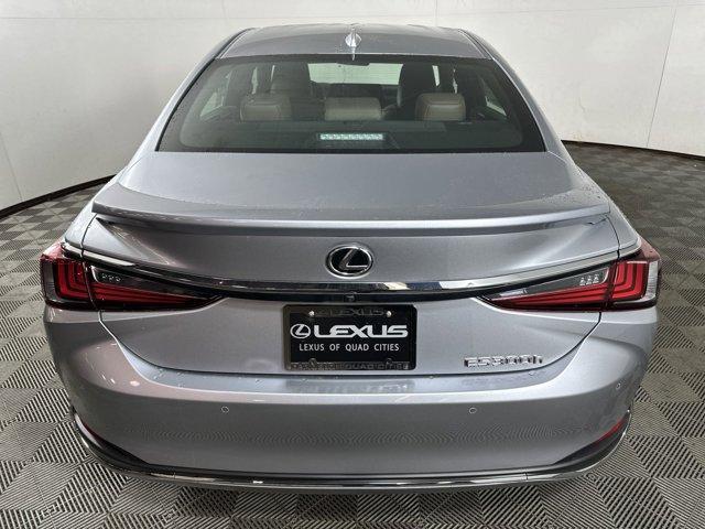 used 2024 Lexus ES 300h car