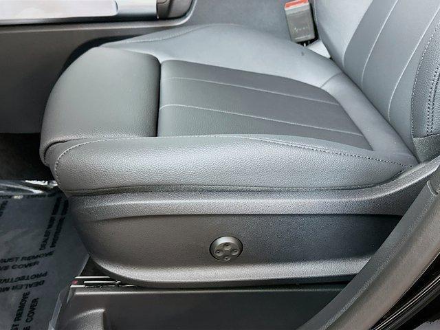 new 2026 Mercedes-Benz GLB 250 car, priced at $49,705