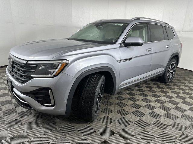 new 2025 Volkswagen Atlas car, priced at $54,571